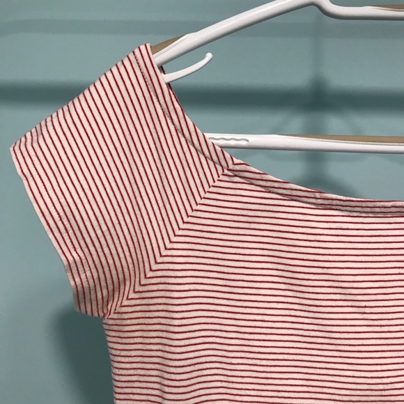 Simon’s TWIK Red Striped Off the Shoulder Tee M - Picture 3 of 6